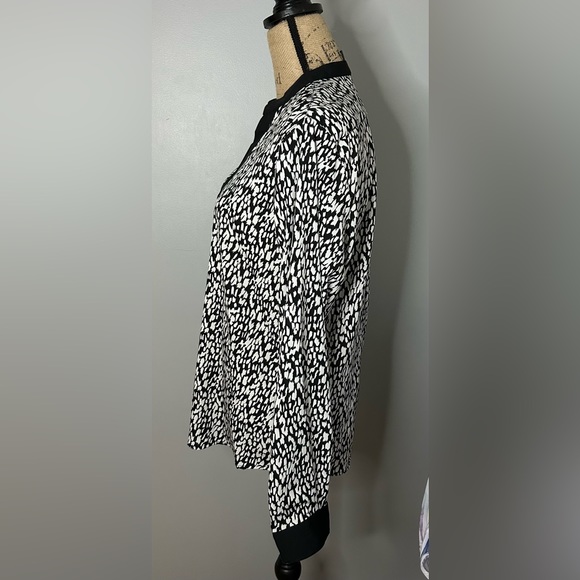 Haggar Blouse - Picture 3 of 3